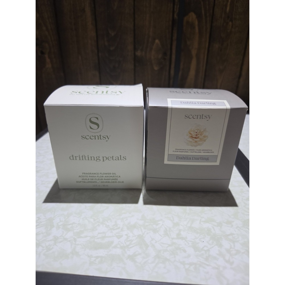 Scentsy Darling Dahlia Frangrance Flower With Drifting Petals Flower Oil